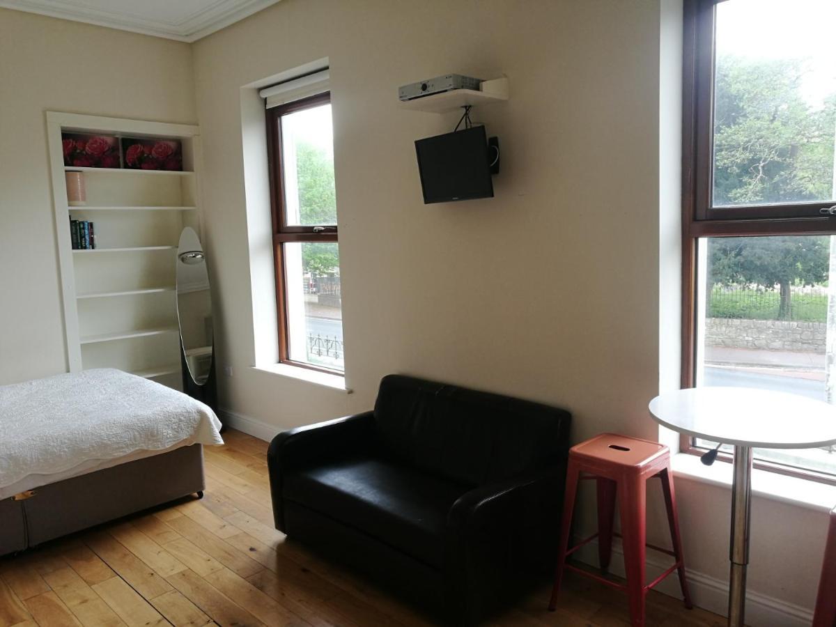 College View Apartments คอร์ก ภายนอก รูปภาพ